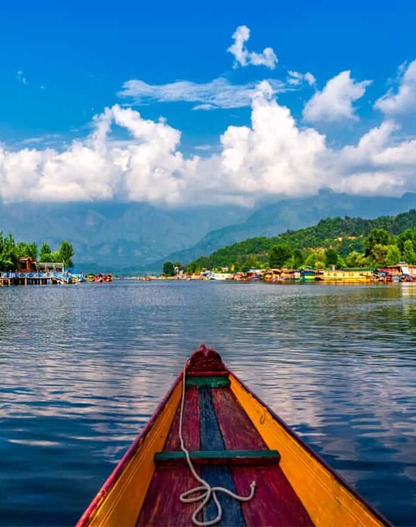 Kashmir Tour Package for Couple ,Dal Lake , Kashmir Tour Package